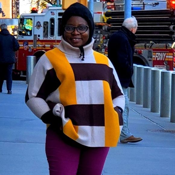 Stylish Soft Cozy Poncho - Picture 8 of 17